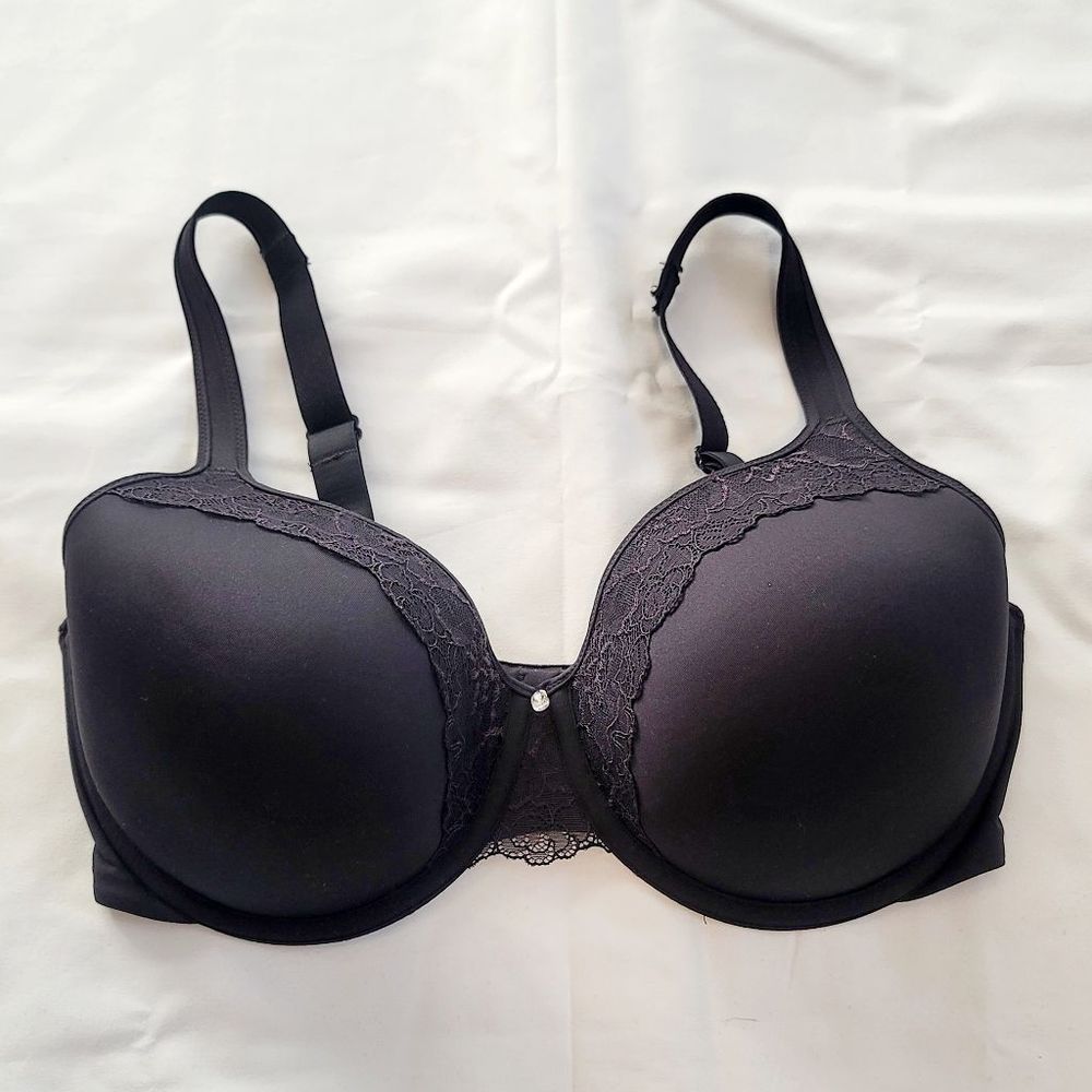 Bali Women's One Smooth U Ultra Light Lace with Lift Underwire